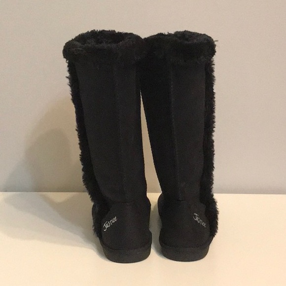 NWT Black, Fluffy, and Bedazzled Justice Boots - Picture 5 of 8